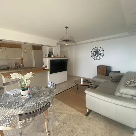 Primavera Apartament Cannes