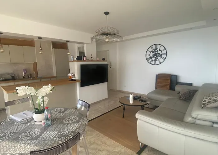 Primavera Apartment Cannes